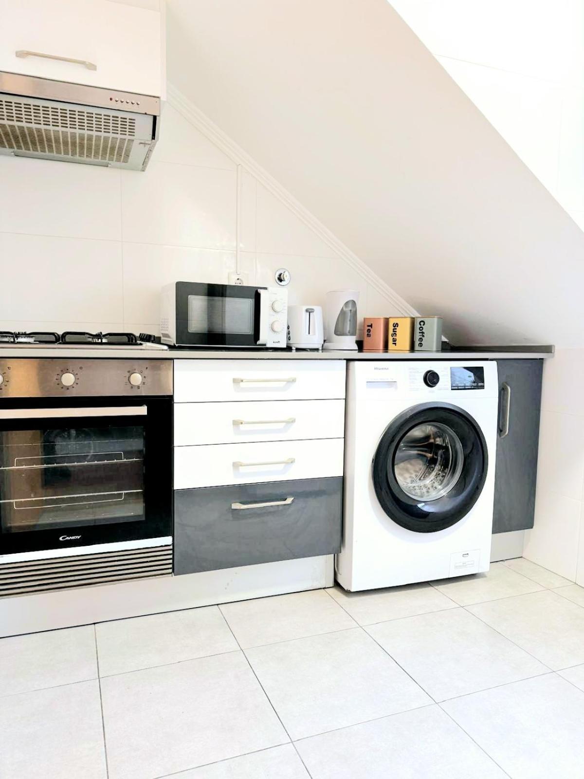 Beautiful And Spacious Flat In The Center * Lisboa