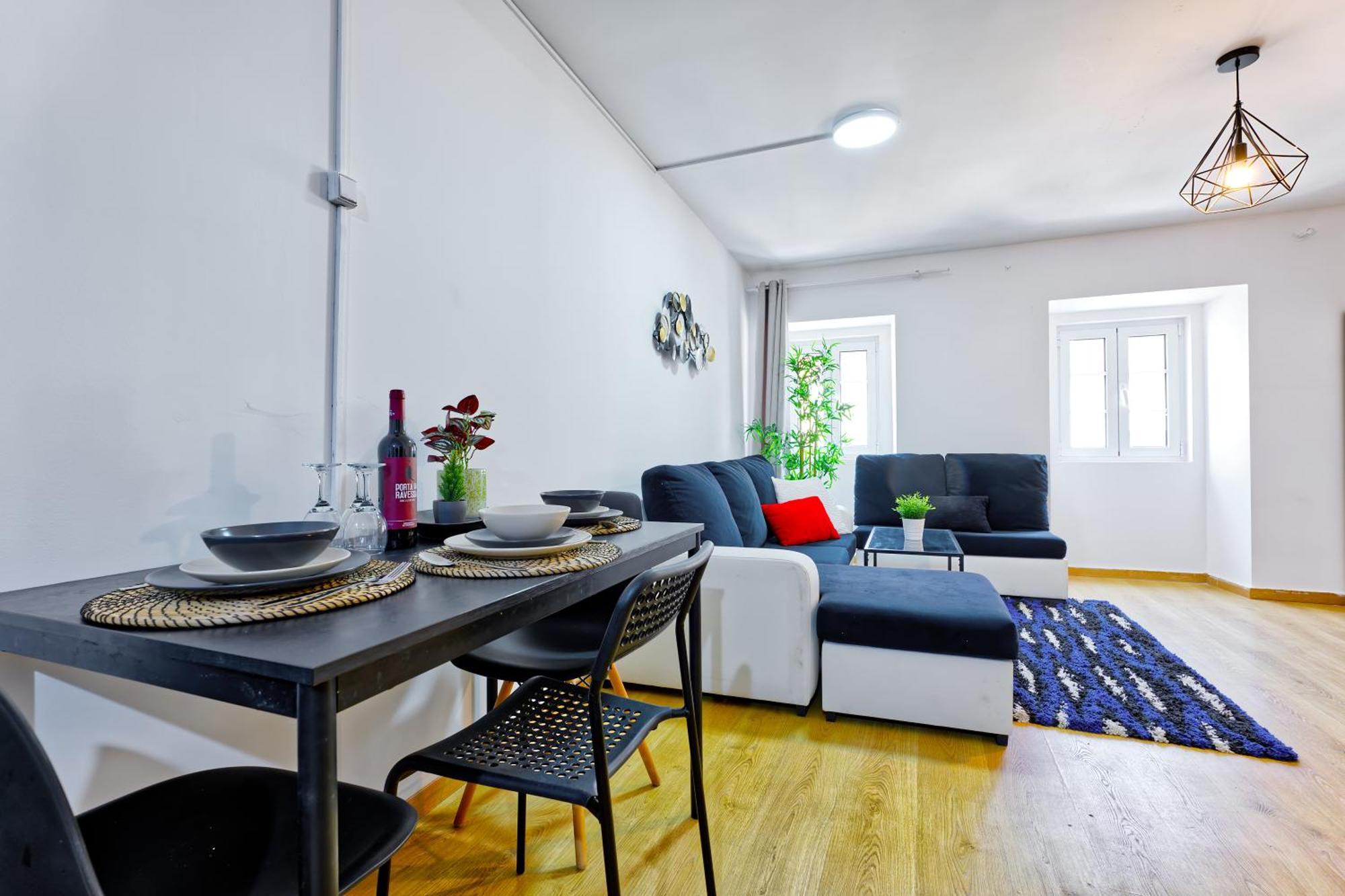 Beautiful And Spacious Flat In The Center * Lissabon