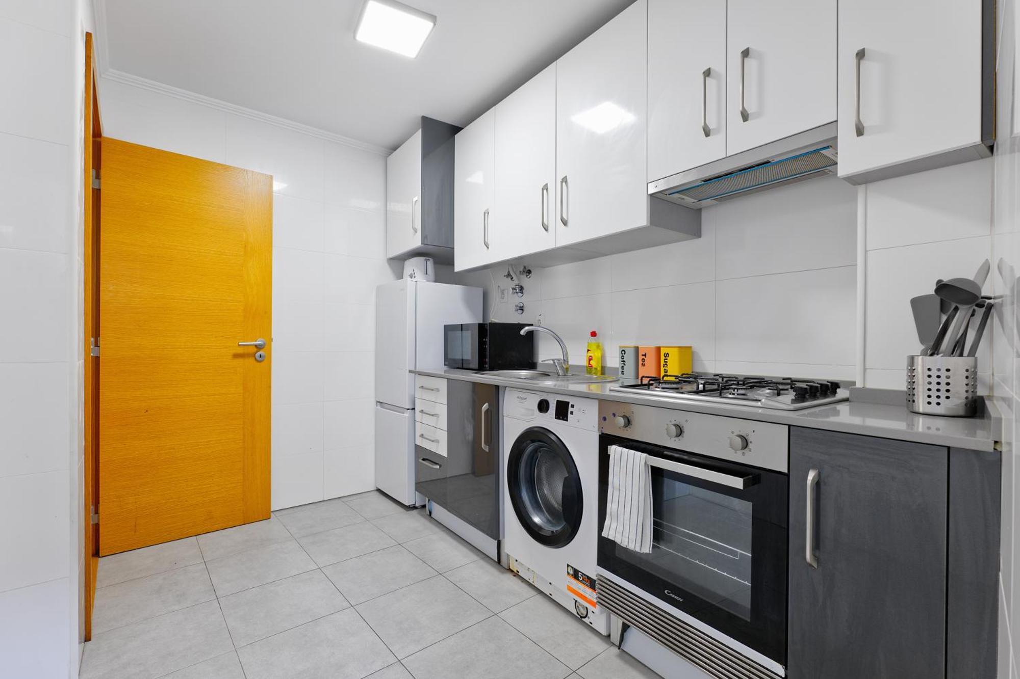 Beautiful And Spacious Flat In The Center Lissabon