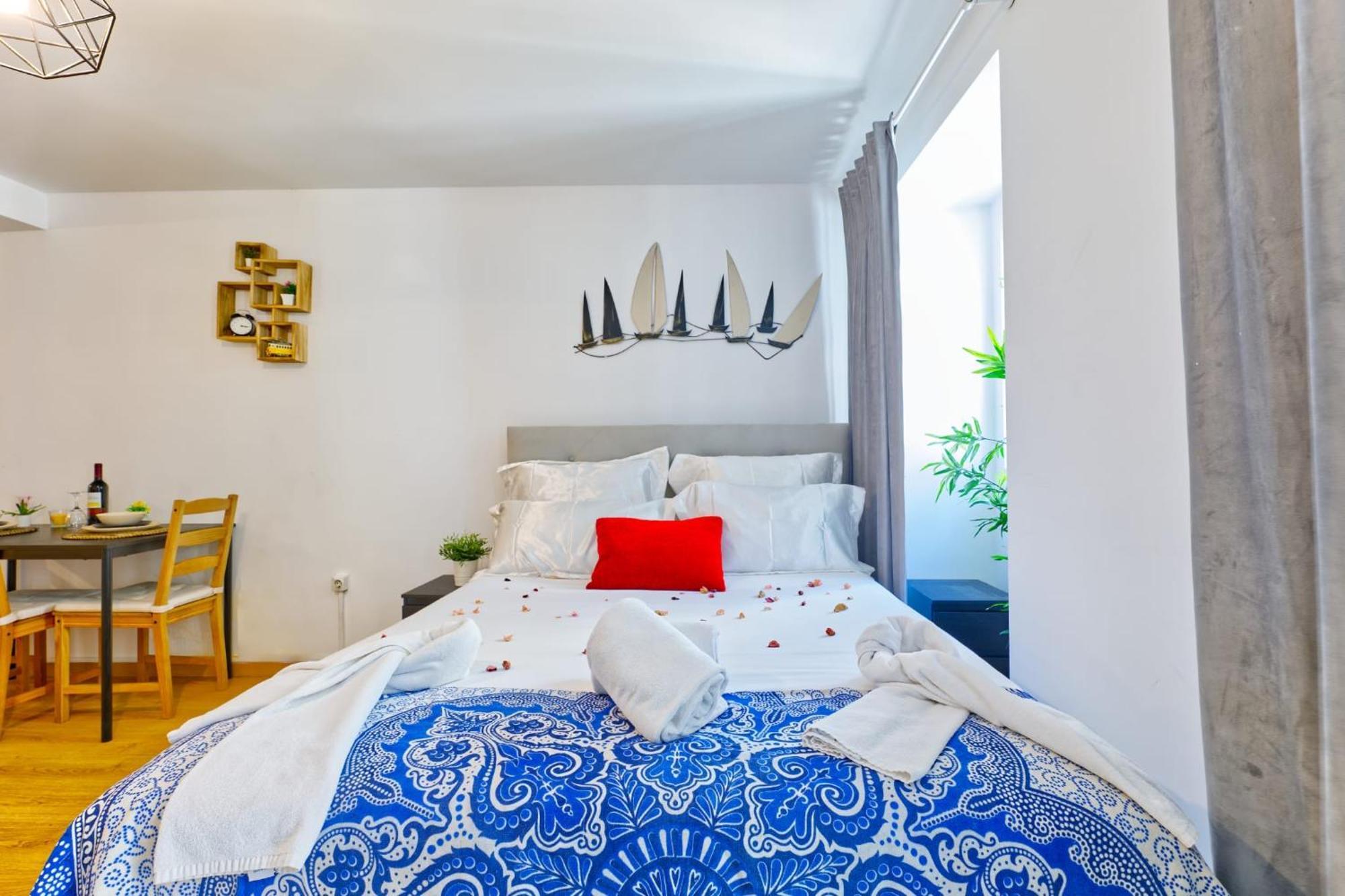 Beautiful And Spacious Flat In The Center * Lissabon