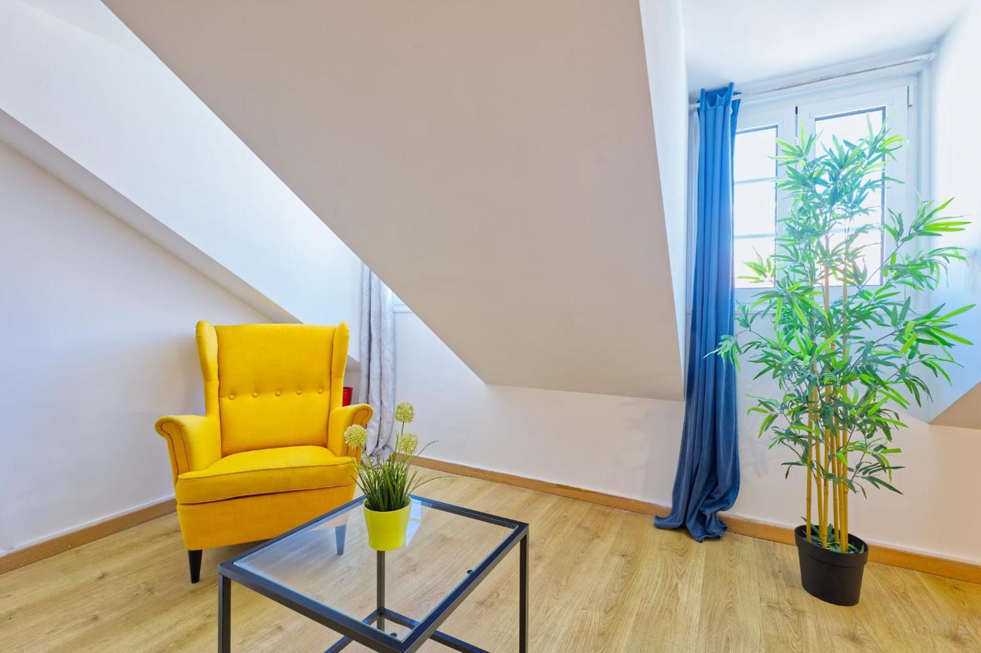 Apartment Beautiful And Spacious Flat In The Center Lissabon